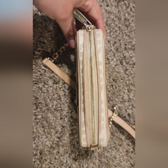 Michael Kors Jet Set Mini - Picture 8 of 9